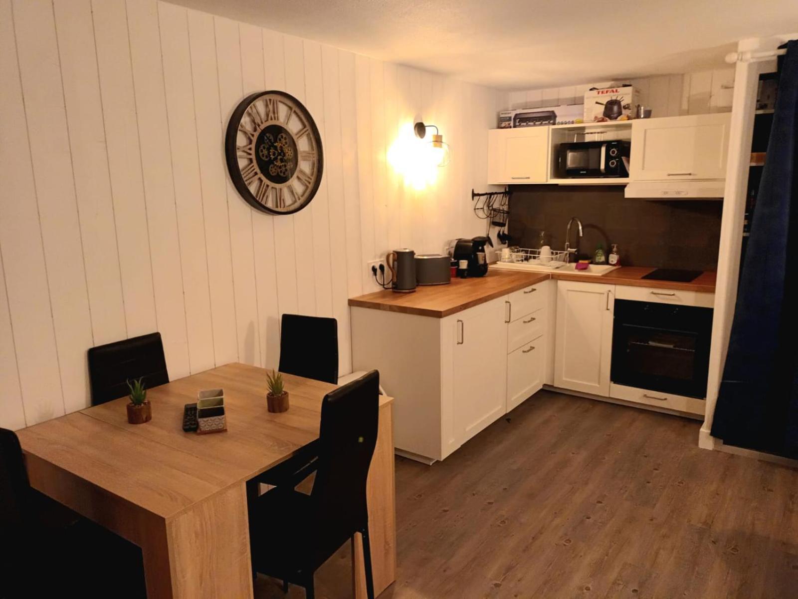 Appartement 4-6 Pers Proche Centre Village Сен-Лари-Сулан Экстерьер фото